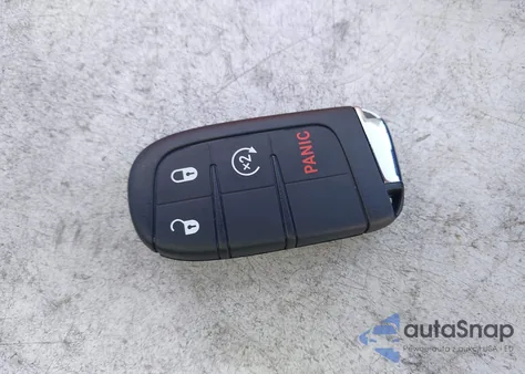 2025 Jeep Compass Latitude 4X4 z USA, uszkodzony, nr VIN 3C4NJDBN1ST603662